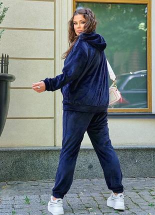 Велюровий спортивний костюм3 фото