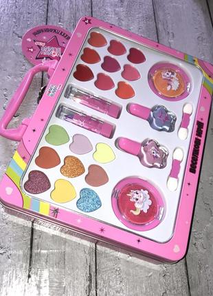 Декоративна косметика в металевому кейсі дитячий набір для макіяжу подарунковий б'юті...