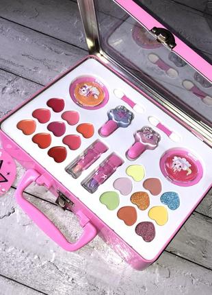 Декоративна косметика в металевому кейсі дитячий набір для макіяжу подарунковий б'юті...