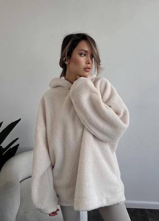Пушистый оверсайз худи