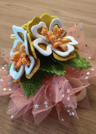 Бантик резинка з квітами персик