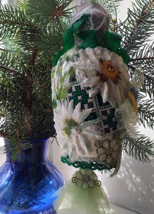 Казковий авторський вироб-декор ручної роботи у формі дзвіночка - "christmas wonders"