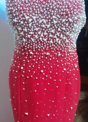 Нарядное вечернее платье