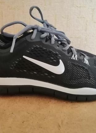 Кросiвки nike free tr fit 4 running на стопу 23,5 см3 фото