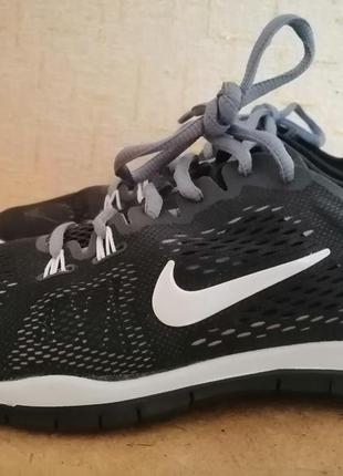 Кросiвки nike free tr fit 4 running на стопу 23,5 см2 фото