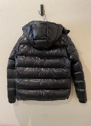 Moncler puffer оригинал3 фото