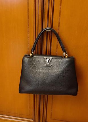 Шкіряна сумка louis vuitton.