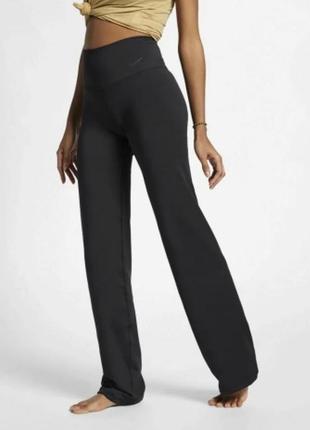 Nike wome training pant / штани для тренуваннь / nike yoga / yoga / штани для спорту