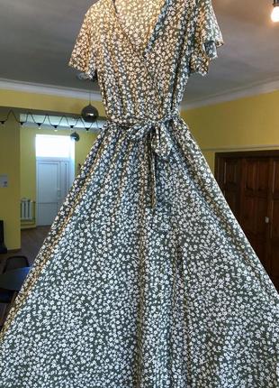 Оливкова сукня із принтом1 фото