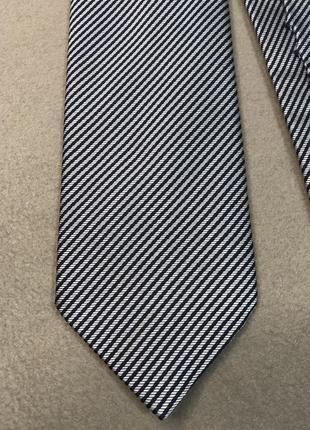 Шелковый галстук, замеры 148 х 9.32 фото