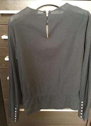 Чёрная блузка с вышивкой2 фото