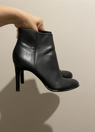 Ботильони h&m
