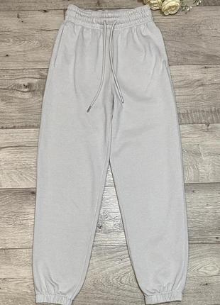Спортивные штаны на флисе слоновая кость h&m, р.xs
