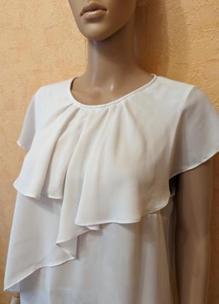 Белая блузка с воланом большой воротник5 фото