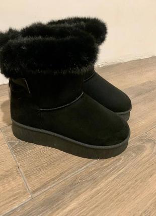 Уги чобітки зимові жіночі р.39