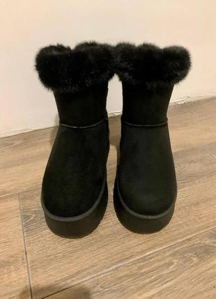 Уги чобітки зимові жіночі р.39