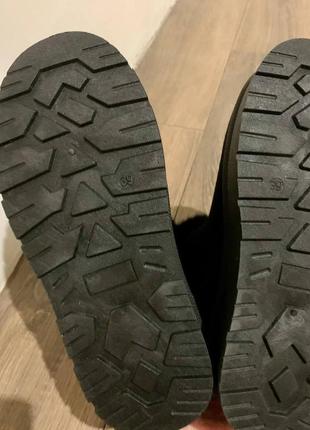 Уги чобітки зимові жіночі р.39