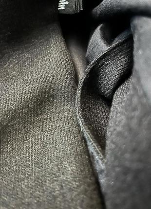 Cos, пальто из шерсти и кашемира, крой «тюльпан».4 фото