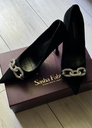 Туфлі лодочки sasha fabiani