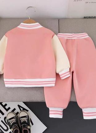 Спортивный костюм для девочки