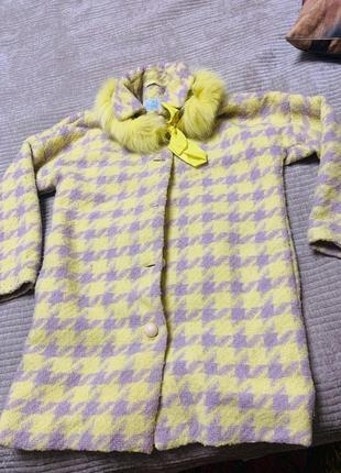 Неймовірне, яскраве, стильне пальто