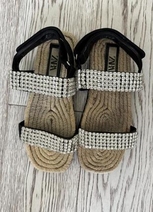 Босоніжки zara 39 розмір