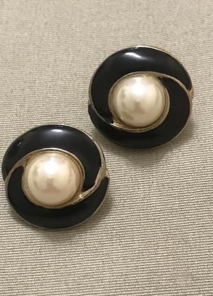 Серьги с жемчужиной и эмалью 2,5 винтаж