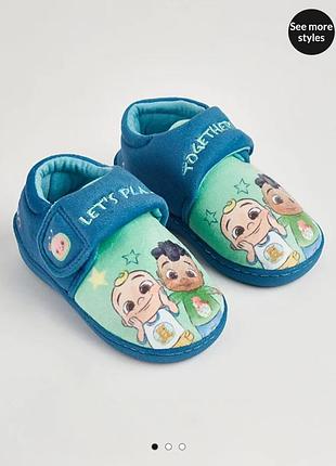 Брендові теплі капці