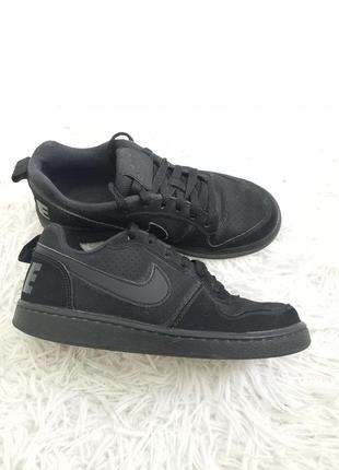 Кросівки чорні,кеды nike court