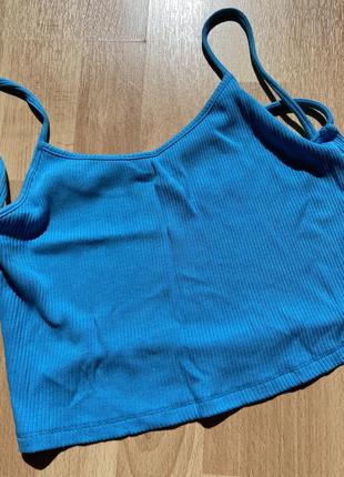 Топ з відкритою спиною