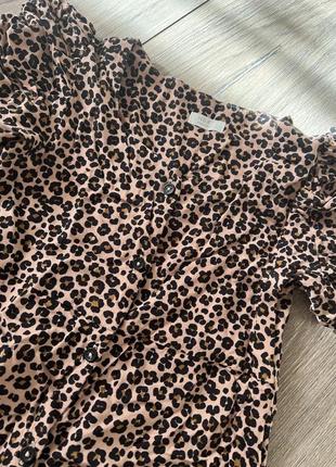 Леопардова принт лео сукня міні на ґудзиках віскоза котон волан рукав3 фото