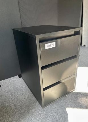 Тумба офісна чорна на колесах,дуже хороша якість та фірнітура