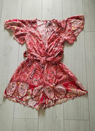 Женское пляжное платье