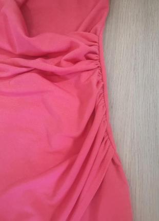 Розовое асимметричное платье5 фото