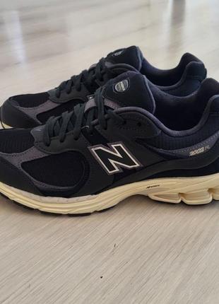 Чоловічі кросівки new balance 2002r 'vintage black' m2002rib оригінал2 фото