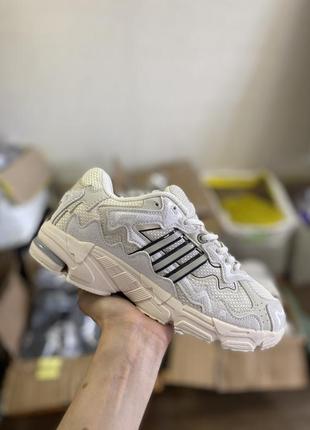 Adidas bad bunny x response cl 'wonder white' 40