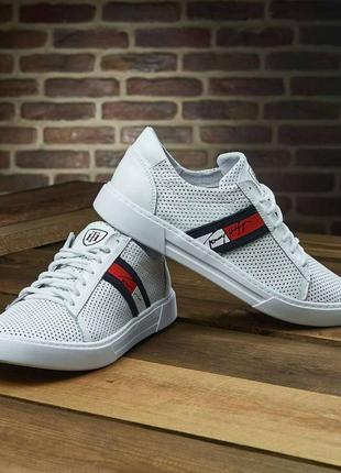 Кроссовки/кеды кожаные с логотипом tommy hilfiger, мужественный бежевый кед / кроссовки летние с натуральной козы5 фото