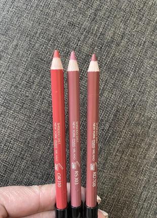 Shiseido smoothing lip pencil карандаш для губ no rs303, оригинал5 фото