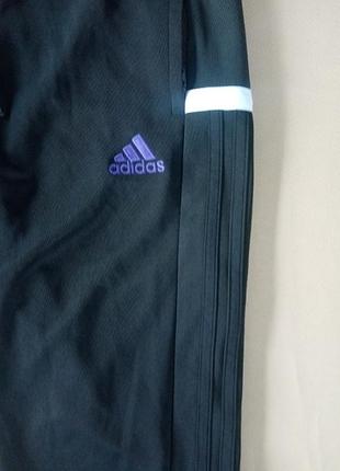 Adidas штани.