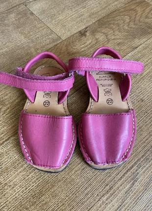 Сандалі босоніжки