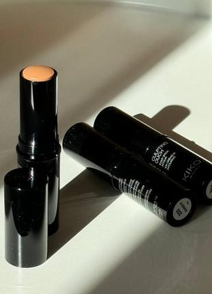 Контуринг от kiko milano sculpting touch creamy stick оттенок 200