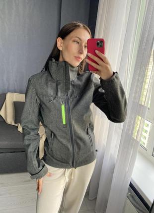 Спортивная куртка на мембране superdry