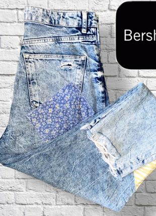 Джинсы bershka