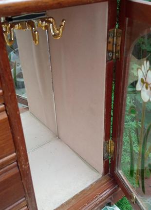 Шкаф мини винтажный из натурального дерева, большой размер, есть немного подряпин , а...