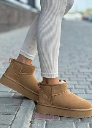 Жіночі уггі/ зимові сноубутси хутряні на високій підошві 37-41