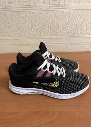 Кроссовки nike bq9263-001