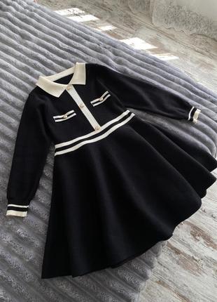 Платье на девочку. платье