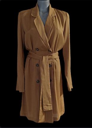 Двубортное платье-жакет под пояс размер s