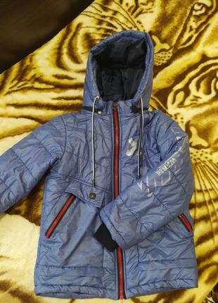 Продам куртку на хлопчика