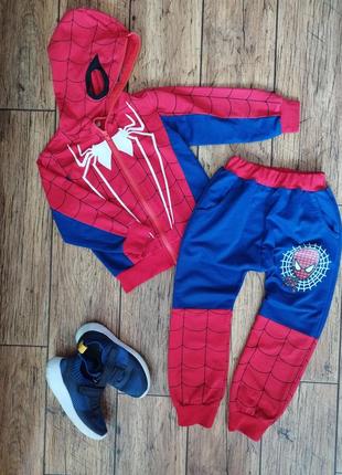 Костюм спортивний spider man 4-5 років ( без утеплення)